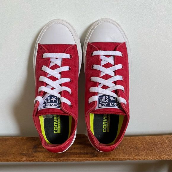 Converse Chuck Taylor All Star II Red Low Top Lace Up Sneaker Shoes Youth 1 - Picture 5 of 11